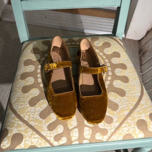 Sam Edelman velvet mary jane flats - Picture 1 of 6